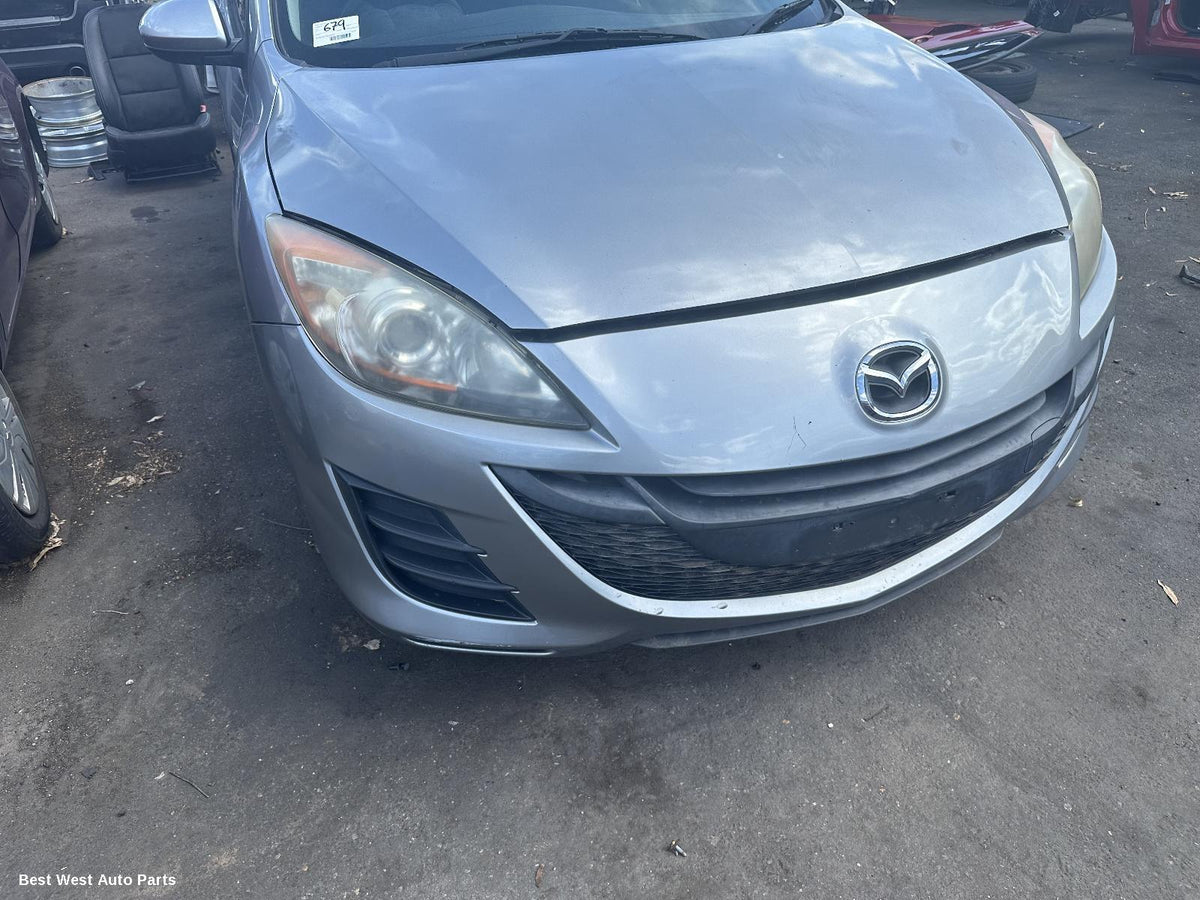 2011 MAZDA 3 Fan