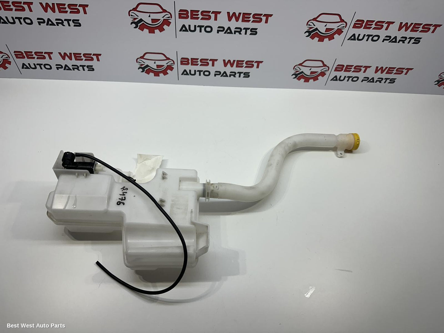 2024 RENAULT TRAFIC Washer Bottle