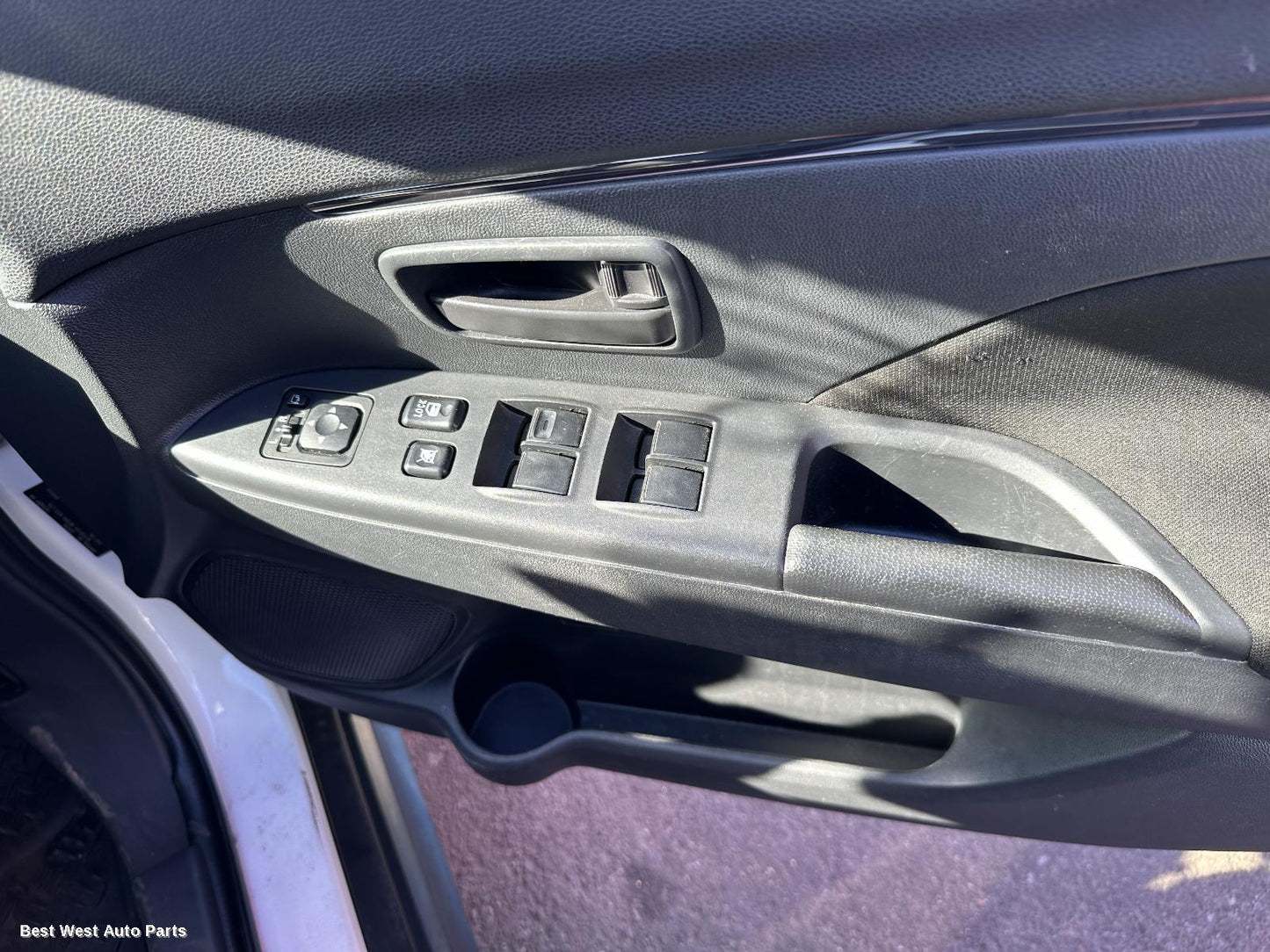 2020 MITSUBISHI ASX Pwr Dr Wind Switch