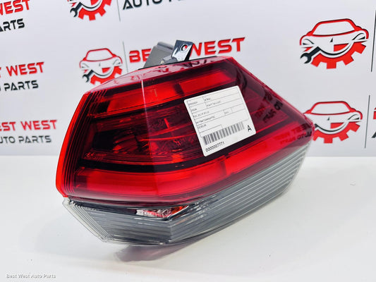 2020 NISSAN XTRAIL Right Taillight