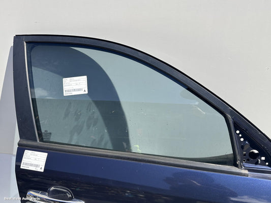 2013 KIA SORENTO Right Front Door Window