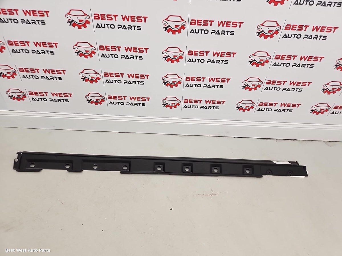 2024 TOYOTA RAV4 Side Step/Skirt