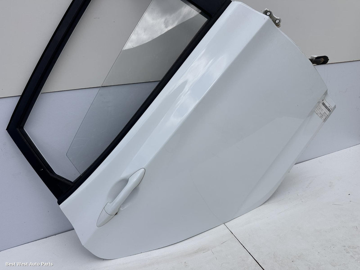 2015 HYUNDAI ACCENT RIGHT_REAR_DOOR_SLIDING