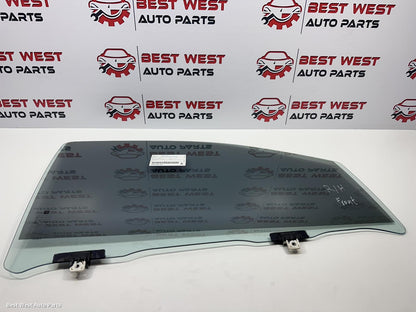 2017 HOLDEN COLORADO Right Front Door Window