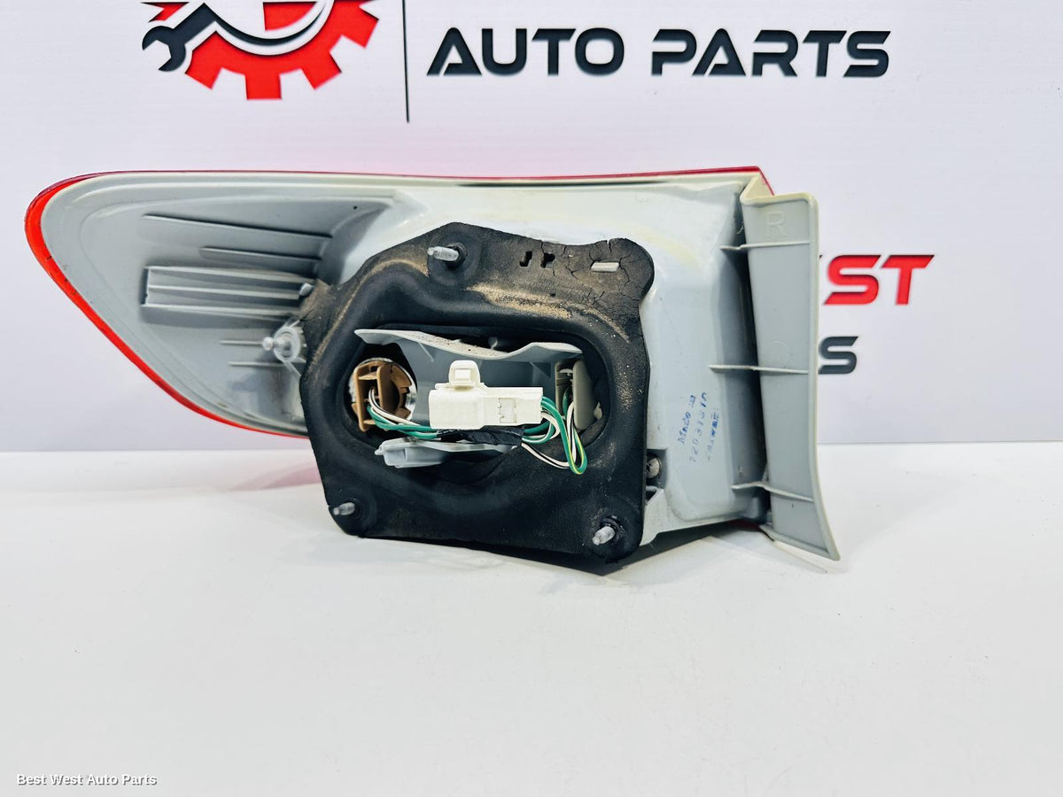 2012 TOYOTA COROLLA Right Taillight