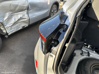 2024 TOYOTA YARIS CROSS Left Taillight