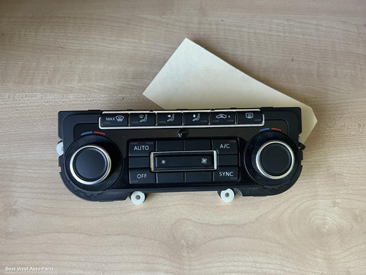 2012 VOLKSWAGEN GOLF Heater/Ac Controls