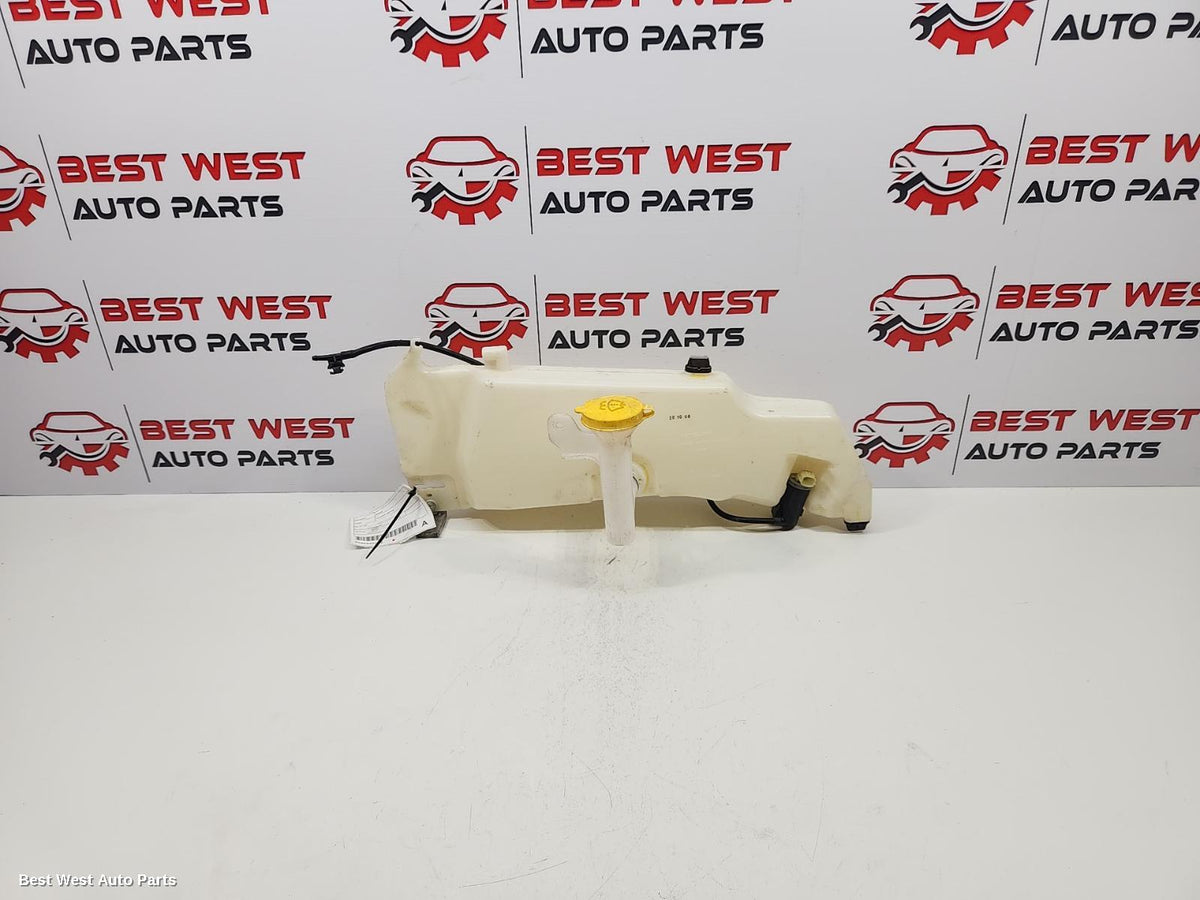 2020 ISUZU DMAX Washer Bottle