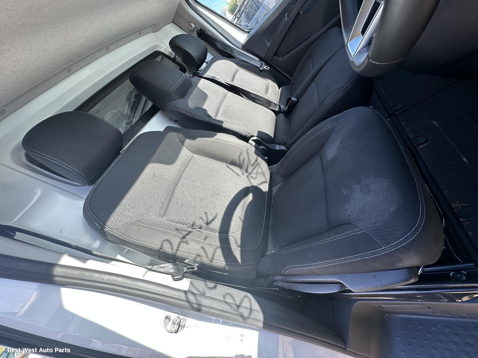 2024 RENAULT TRAFIC Front Seat