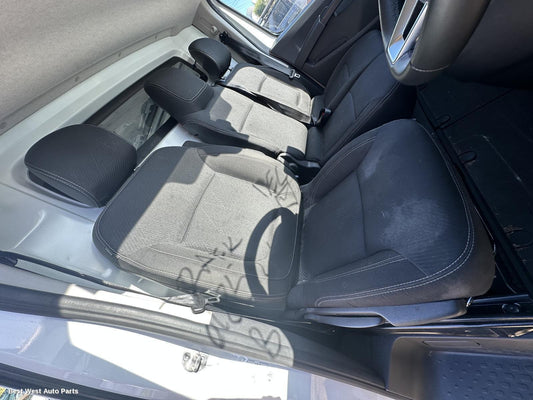 2024 RENAULT TRAFIC Front Seat