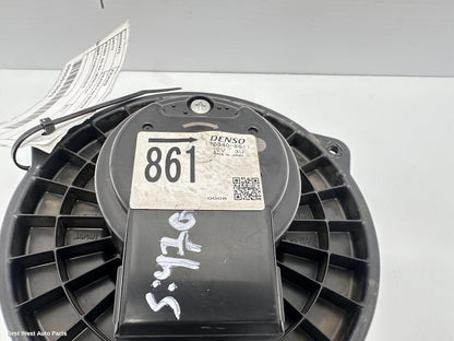 2017 MITSUBISHI PAJERO Heater Fan Motor