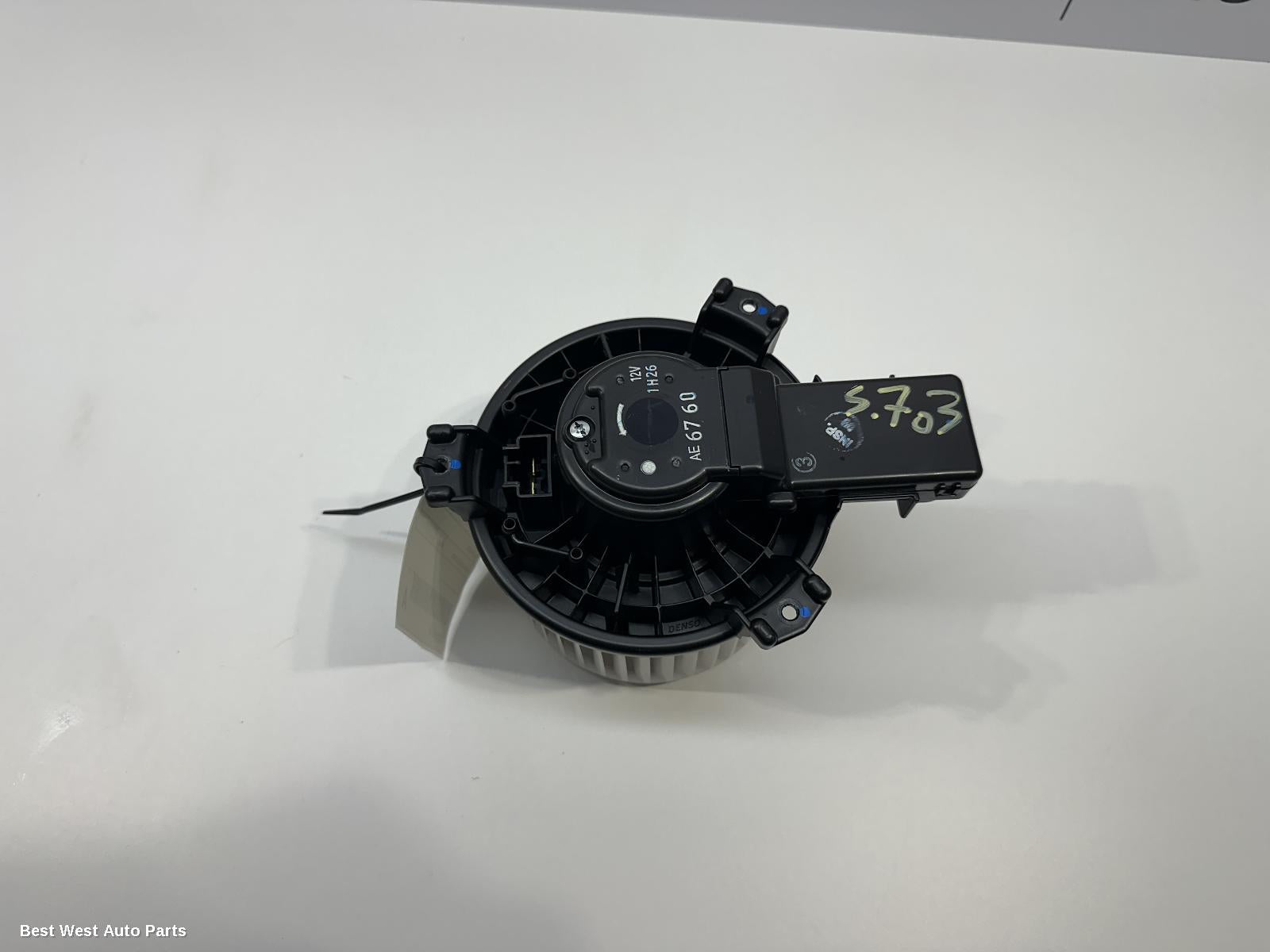2024 TOYOTA HILUX Heater Fan Motor