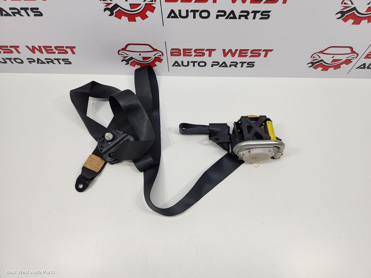 2015 MITSUBISHI TRITON Seatbelt/Stalk