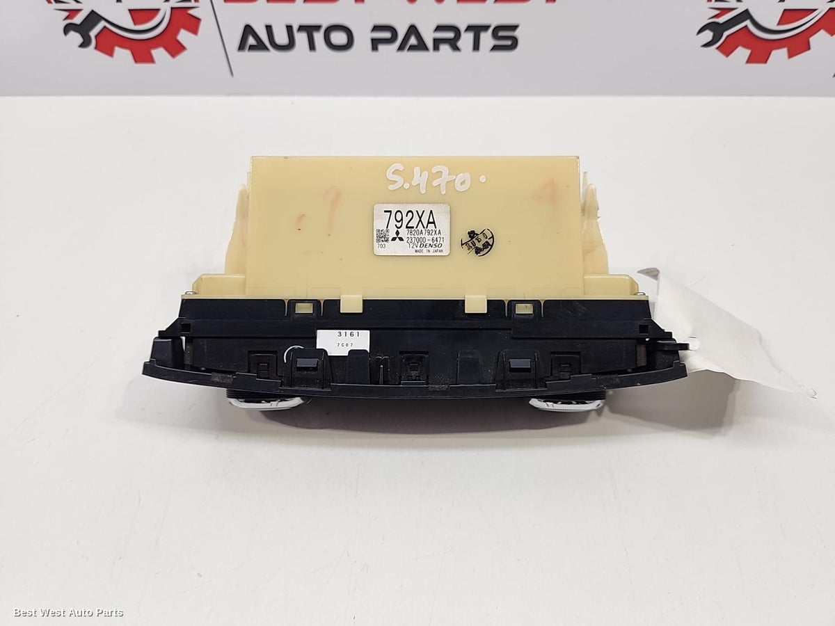 2017 MITSUBISHI PAJERO Heater/Ac Controls