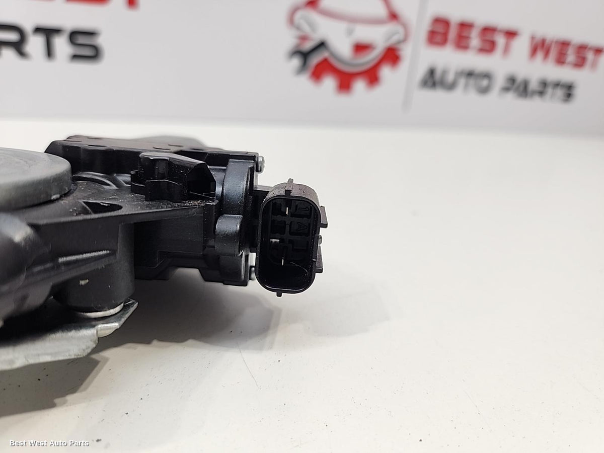 2025 MAZDA BT50 Left Front Window Reg/Motor