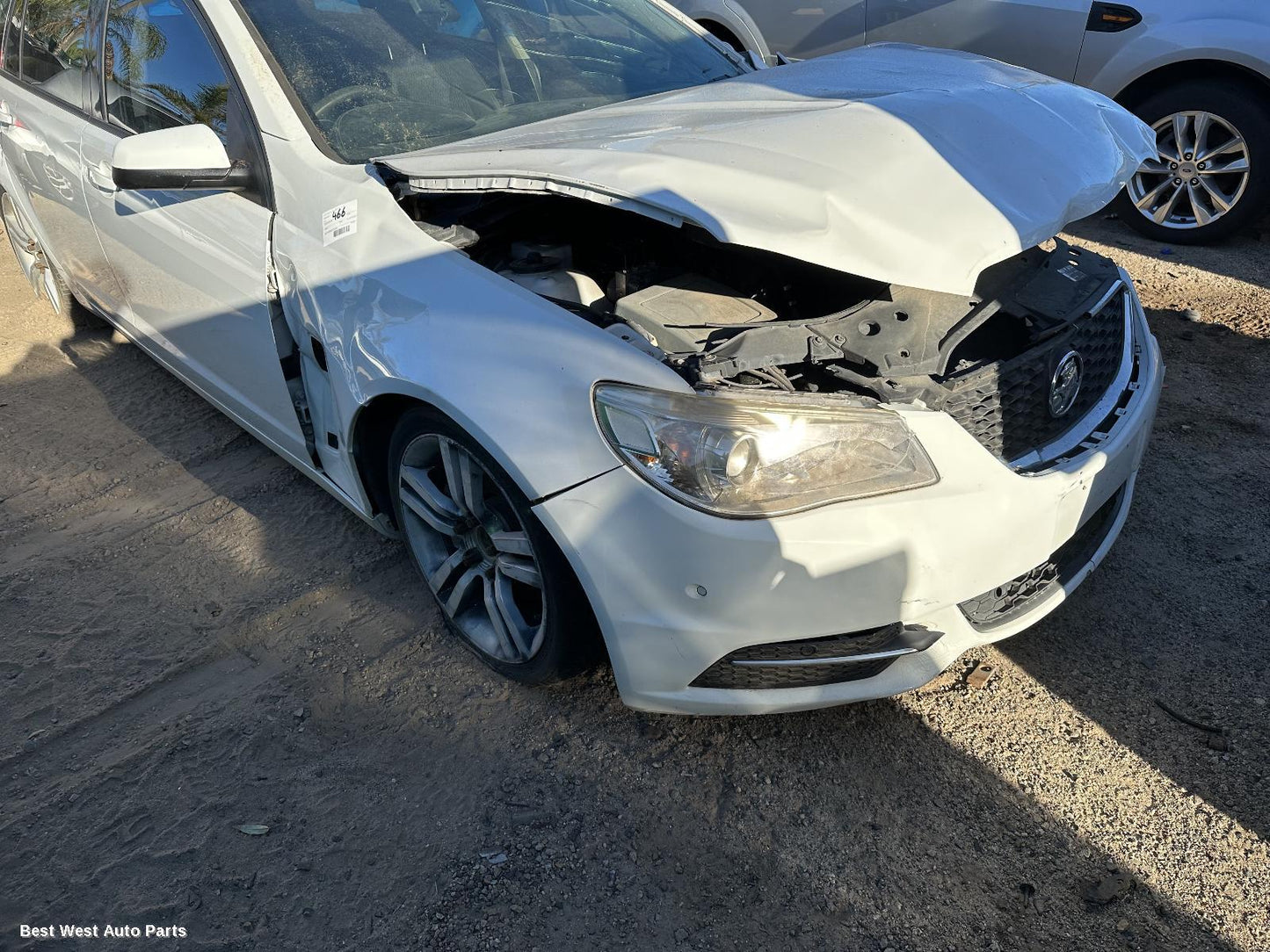 2013 HOLDEN COMMODORE Left Front Door