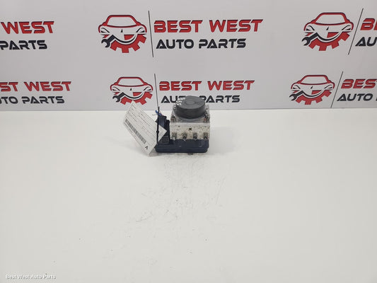 2014 TOYOTA COROLLA Abs Pump/Modulator