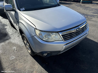 2009 SUBARU FORESTER Bonnet