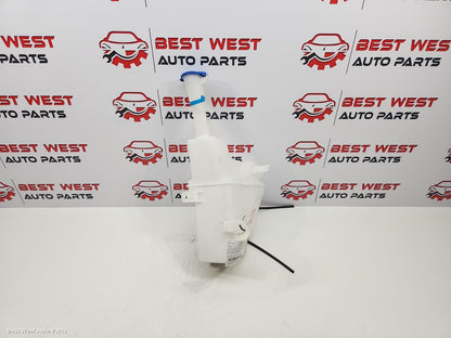 2019 HYUNDAI TUCSON Washer Bottle