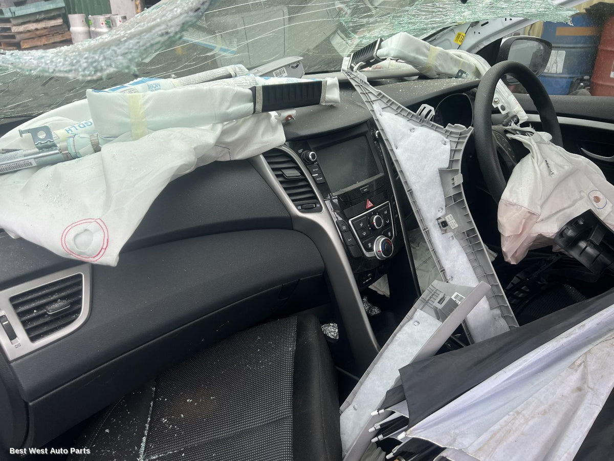 2016 HYUNDAI I30 Heater/Ac Controls