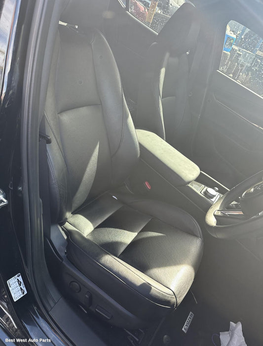 2020 MAZDA 3 Front Seat