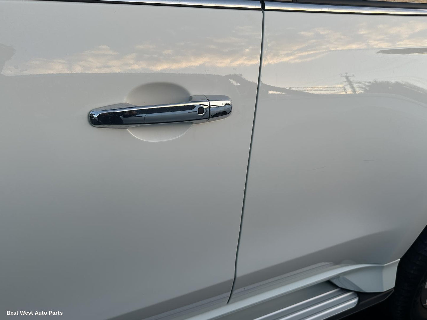 2025 MITSUBISHI PAJERO Door Handle
