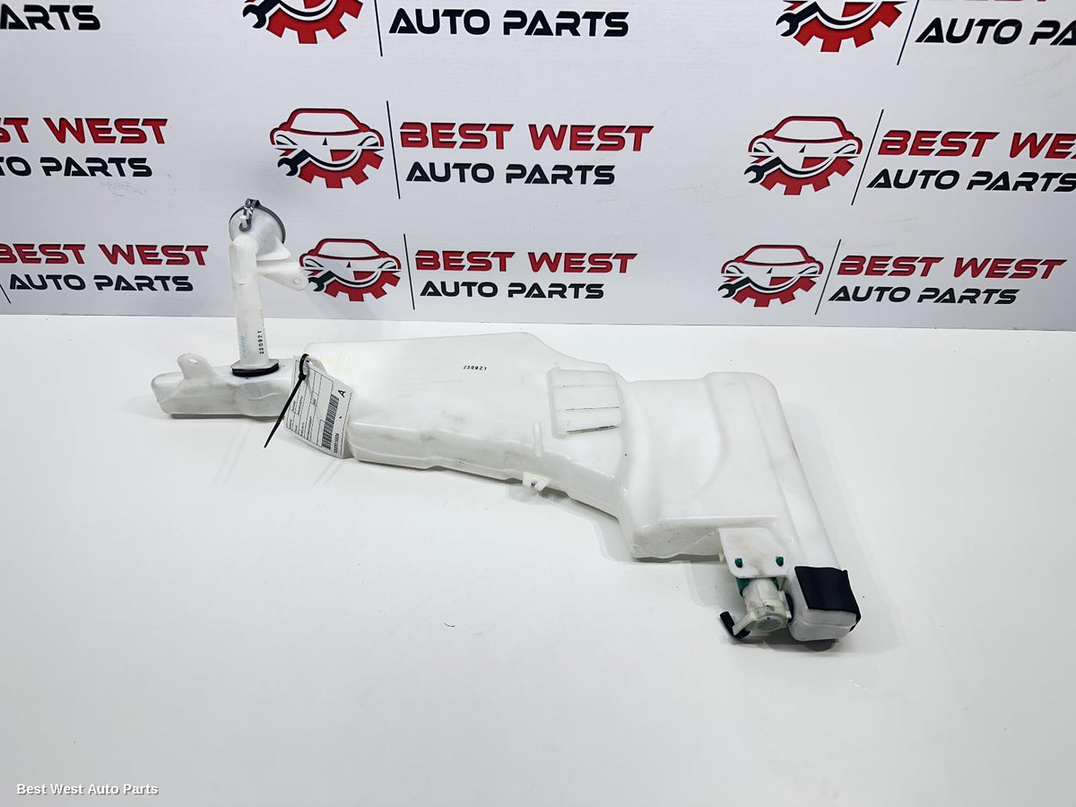 2024 NISSAN NAVARA Washer Bottle