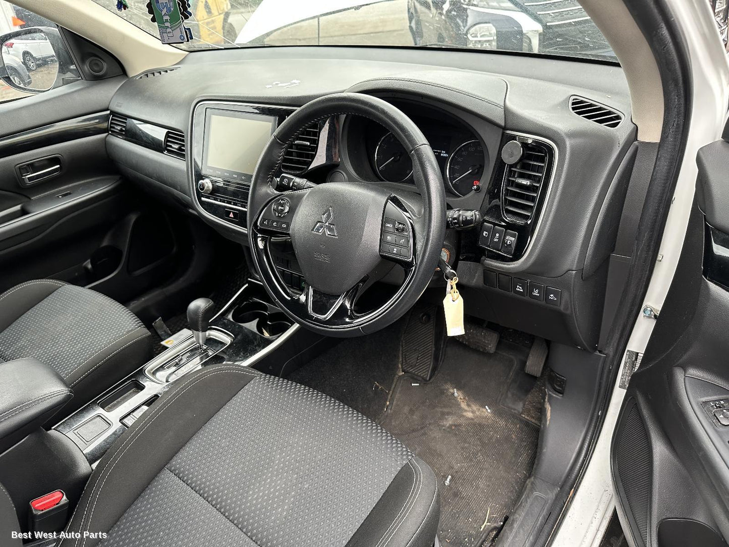 2021 MITSUBISHI OUTLANDER Instrument Cluster