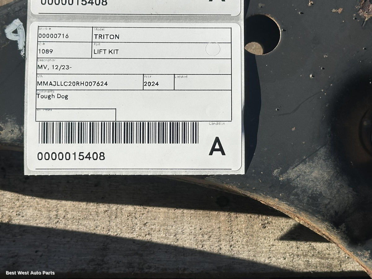 2024 MITSUBISHI TRITON Lift Kit