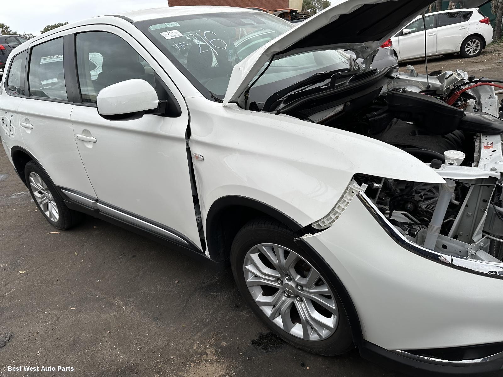 2021 MITSUBISHI OUTLANDER Side Step/Skirt