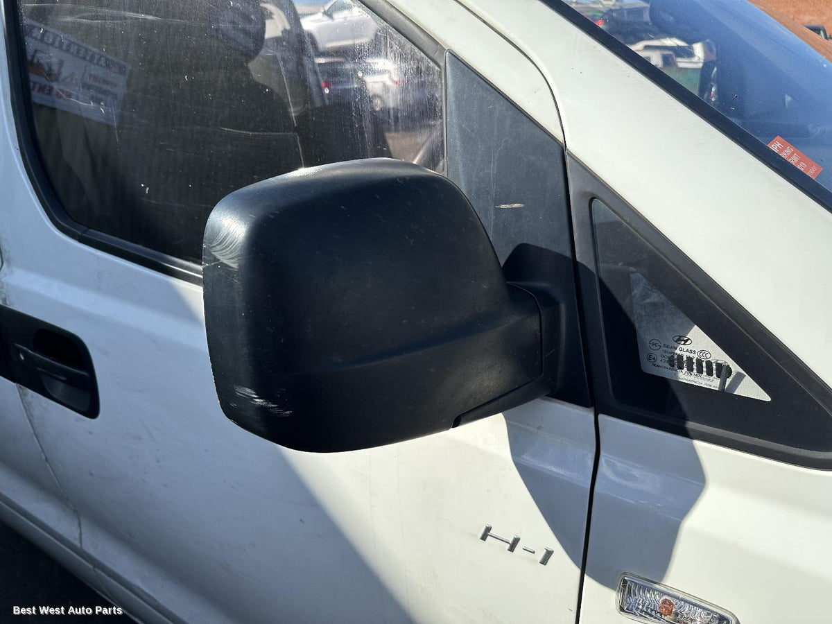 2011 HYUNDAI ILOAD/IMAX Left Headlamp