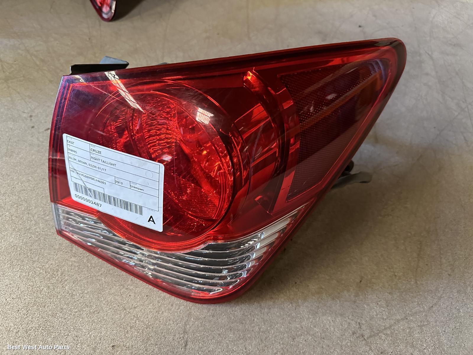 2013 HOLDEN CRUZE Right Taillight