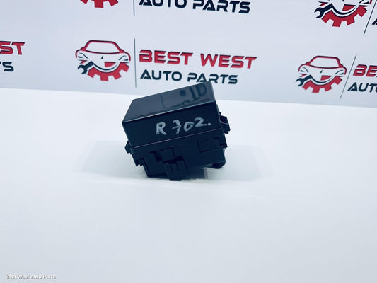 2024 NISSAN NAVARA Fuse Box