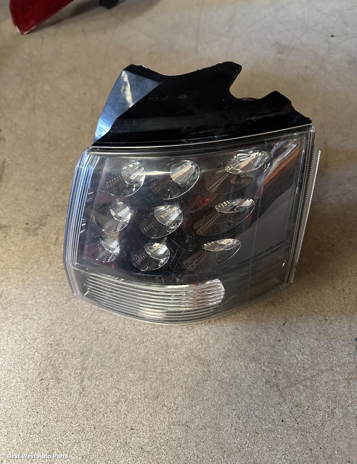 2010 MITSUBISHI OUTLANDER Right Taillight