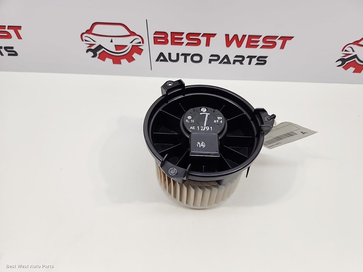 2022 TOYOTA KLUGER Heater Fan Motor