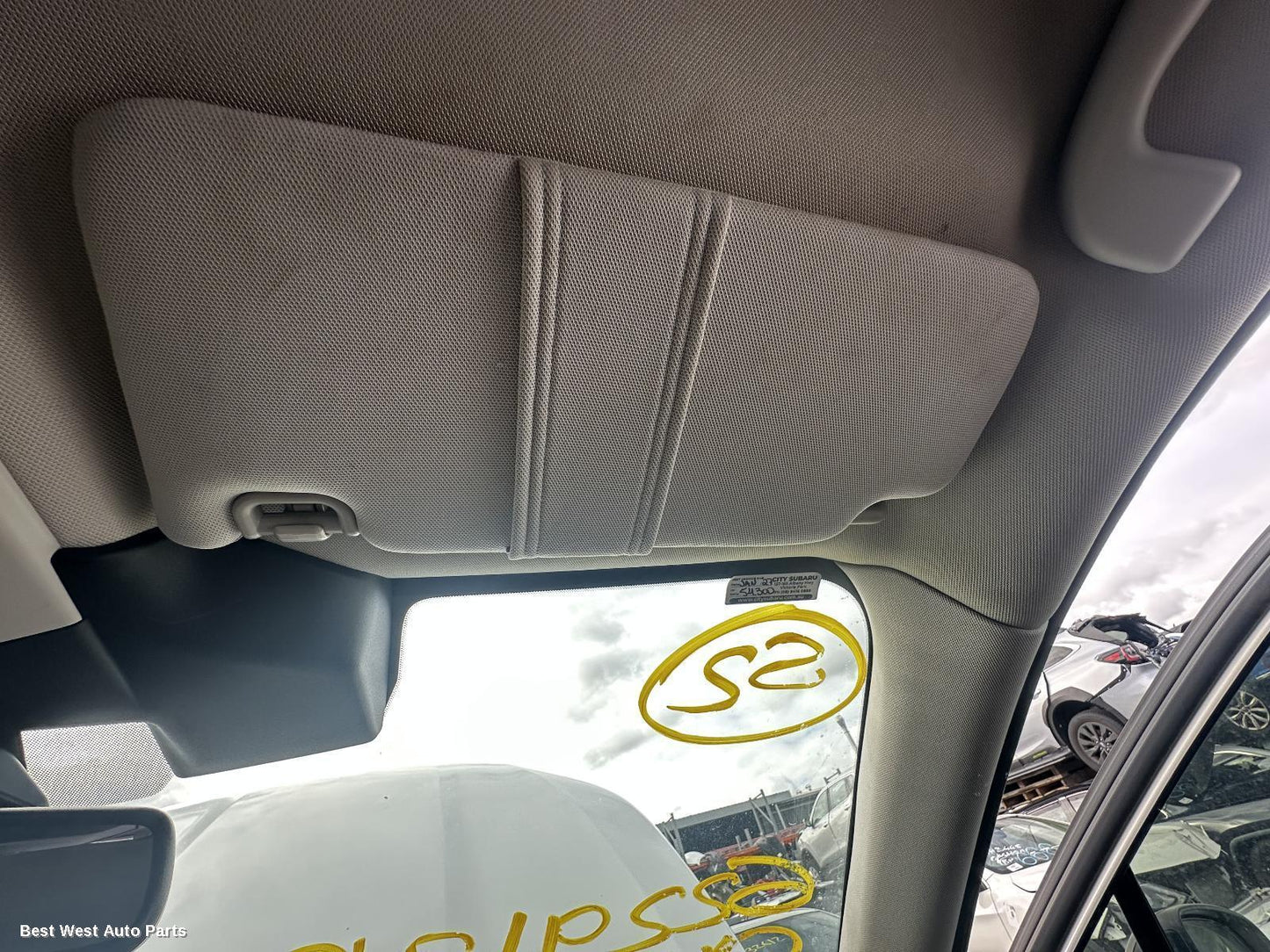 2024 SUBARU OUTBACK Sunvisor