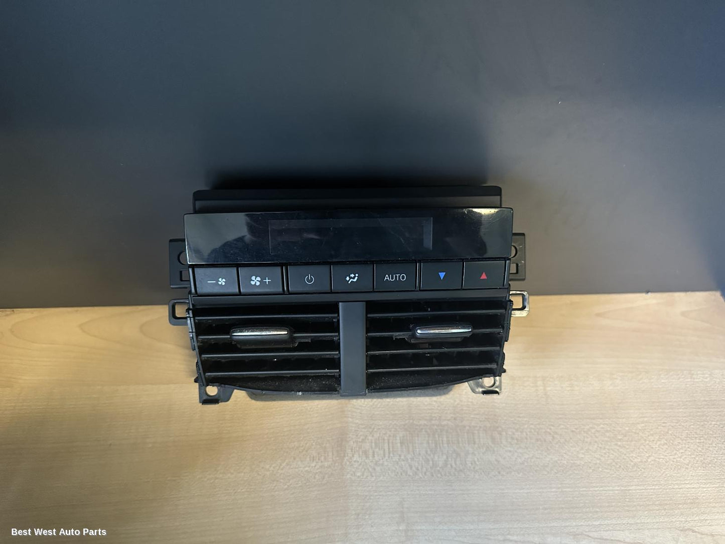 2019 MAZDA CX9 Heater/Ac Controls