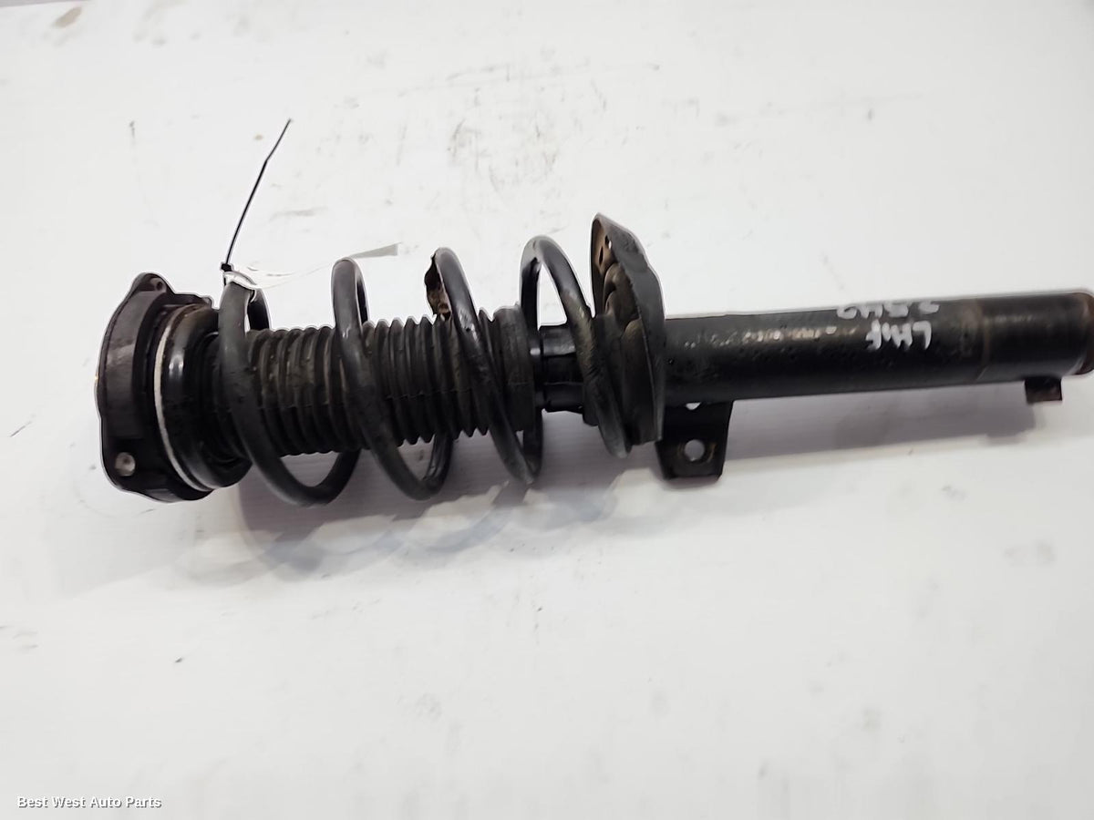 2015 VOLKSWAGEN CADDY Left Front Strut