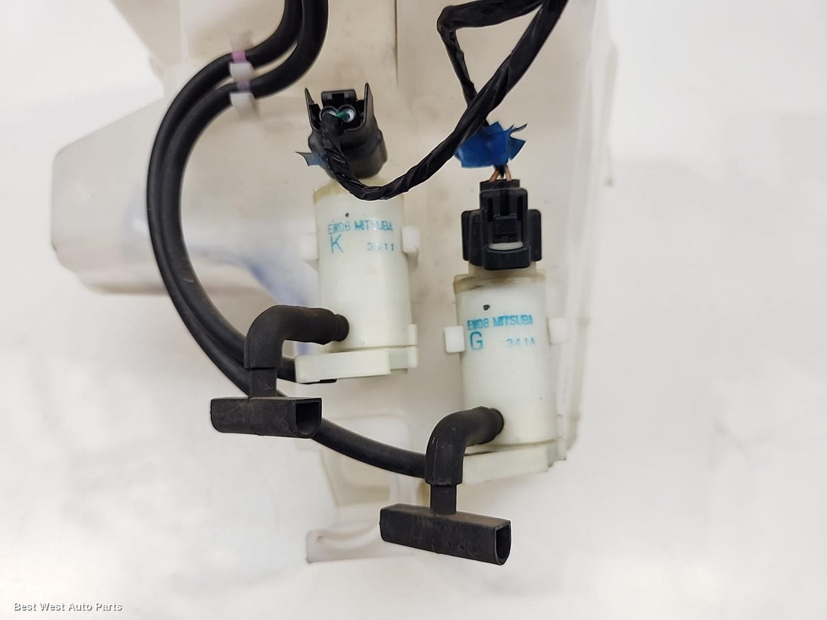 2013 SUBARU XV Washer Bottle