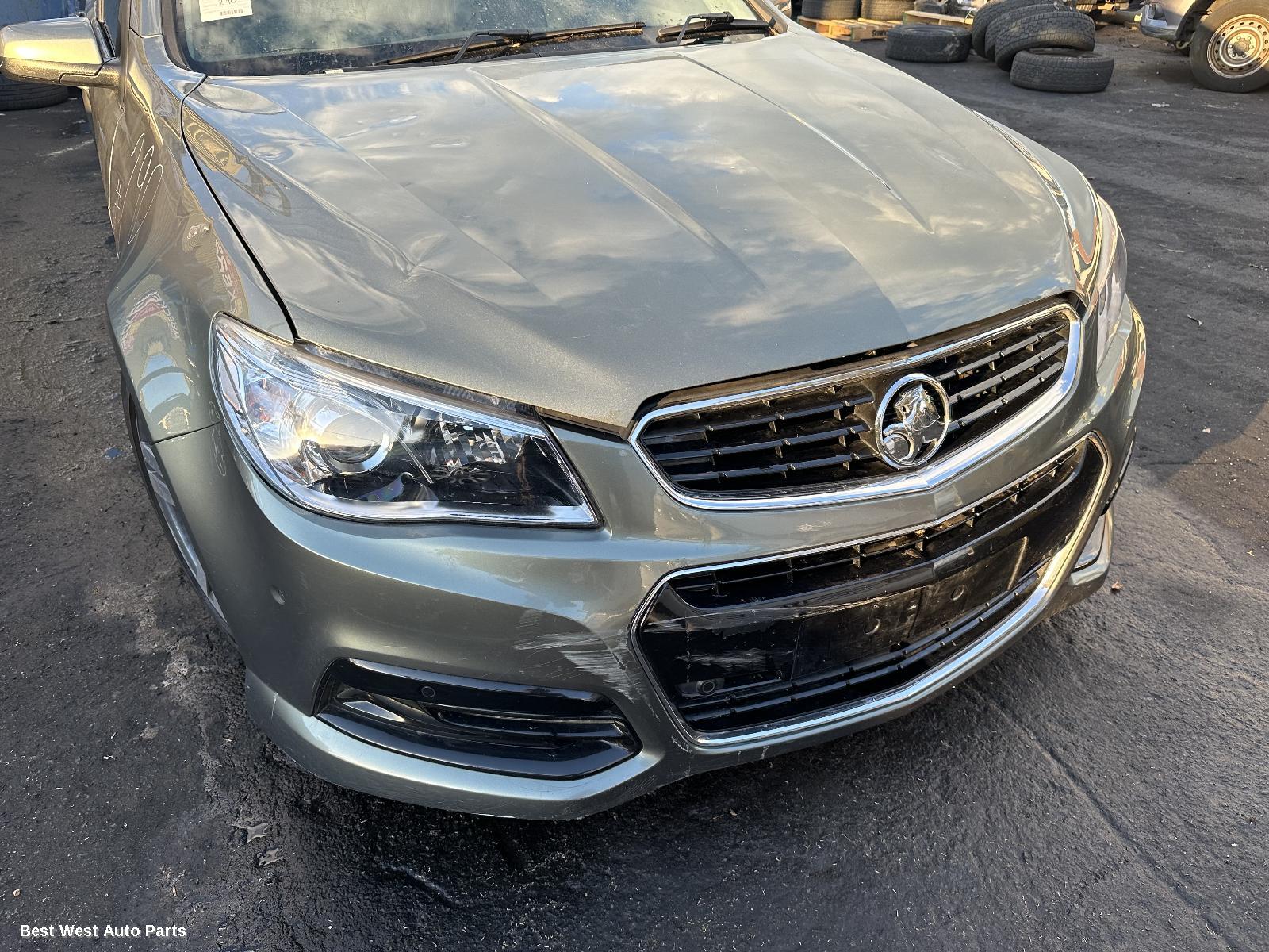 2013 HOLDEN COMMODORE Grille