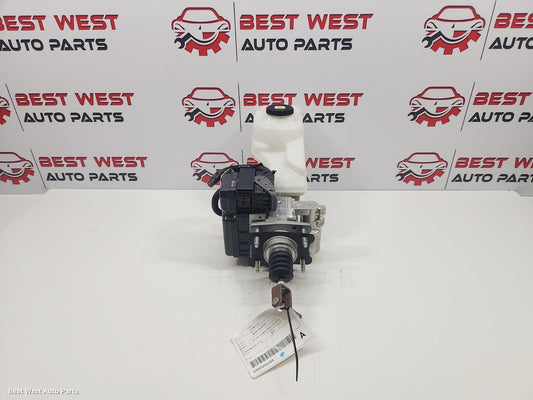 2022 TOYOTA COROLLA Brake Booster