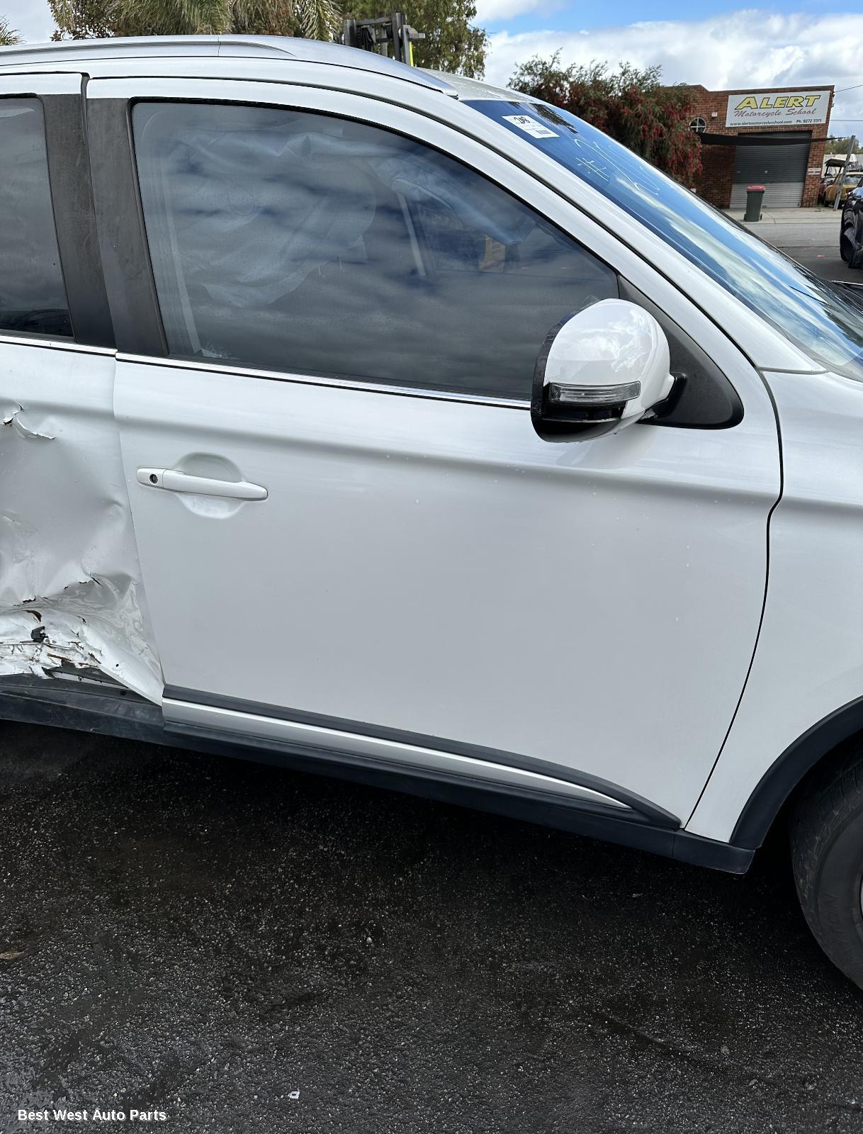 2016 MITSUBISHI OUTLANDER Right Front Door Window