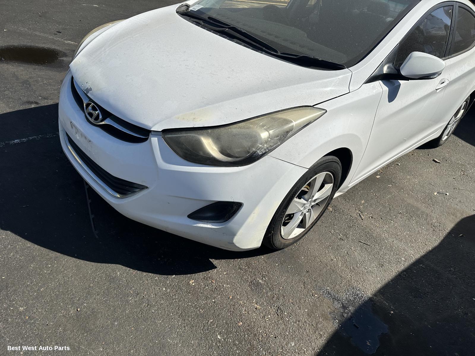 2013 HYUNDAI ELANTRA Left Taillight