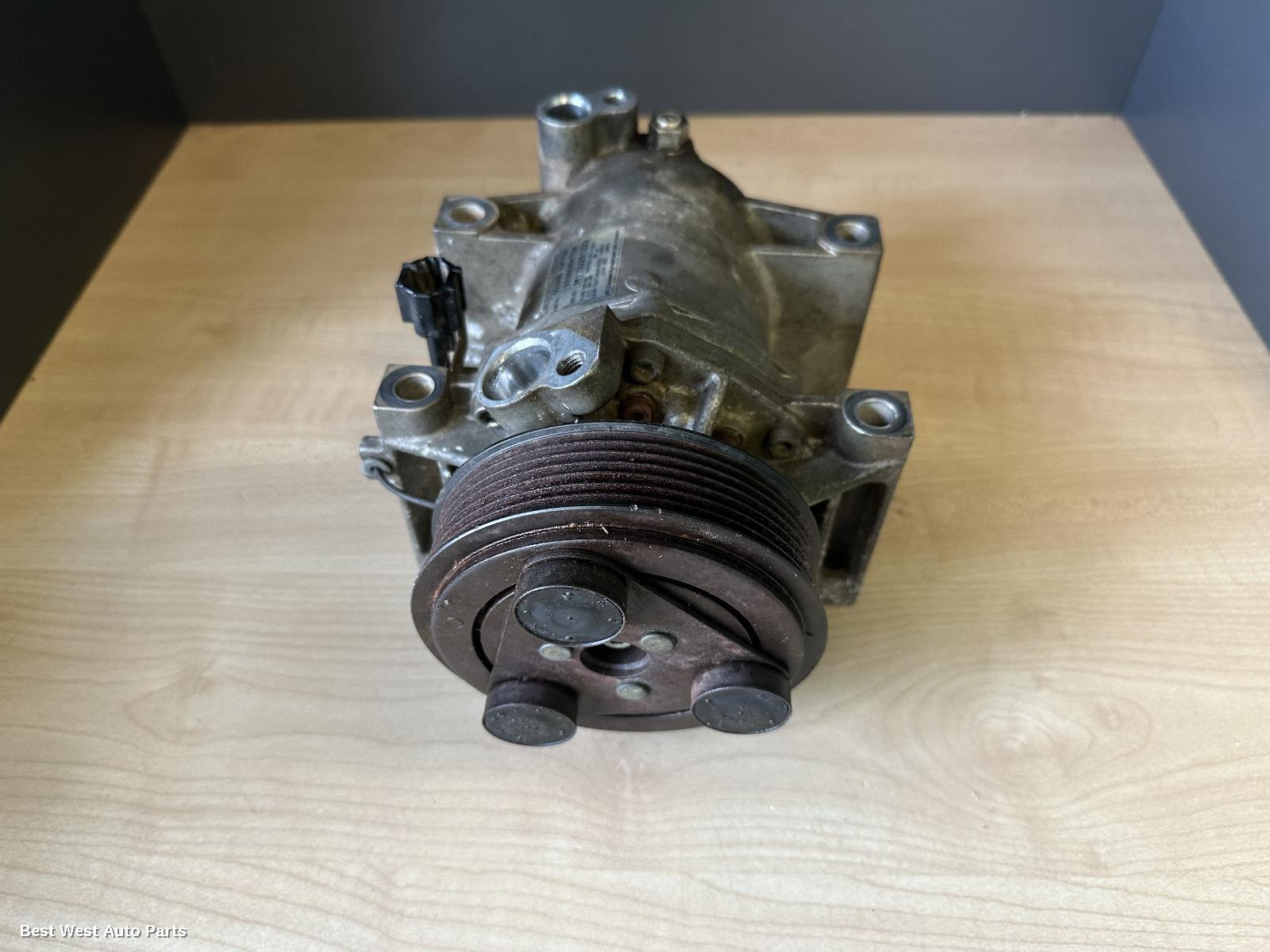 2014 NISSAN NAVARA A/C Compressor