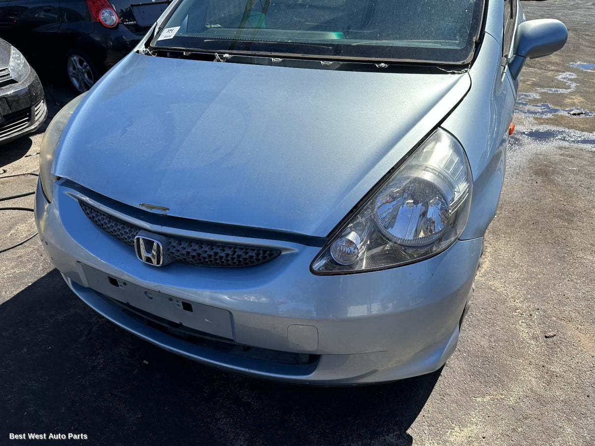 2004 HONDA JAZZ Left Front Door