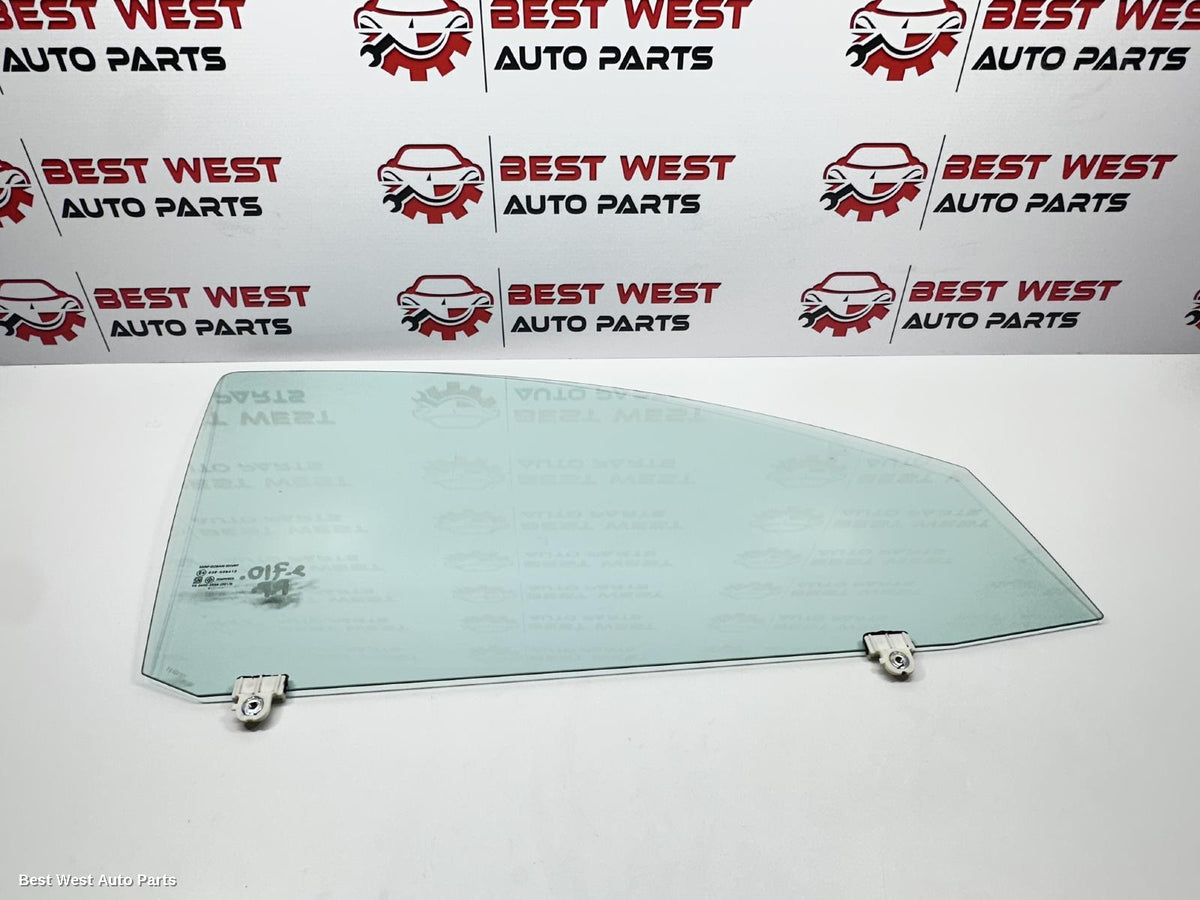2021 MITSUBISHI TRITON Right Front Door Window
