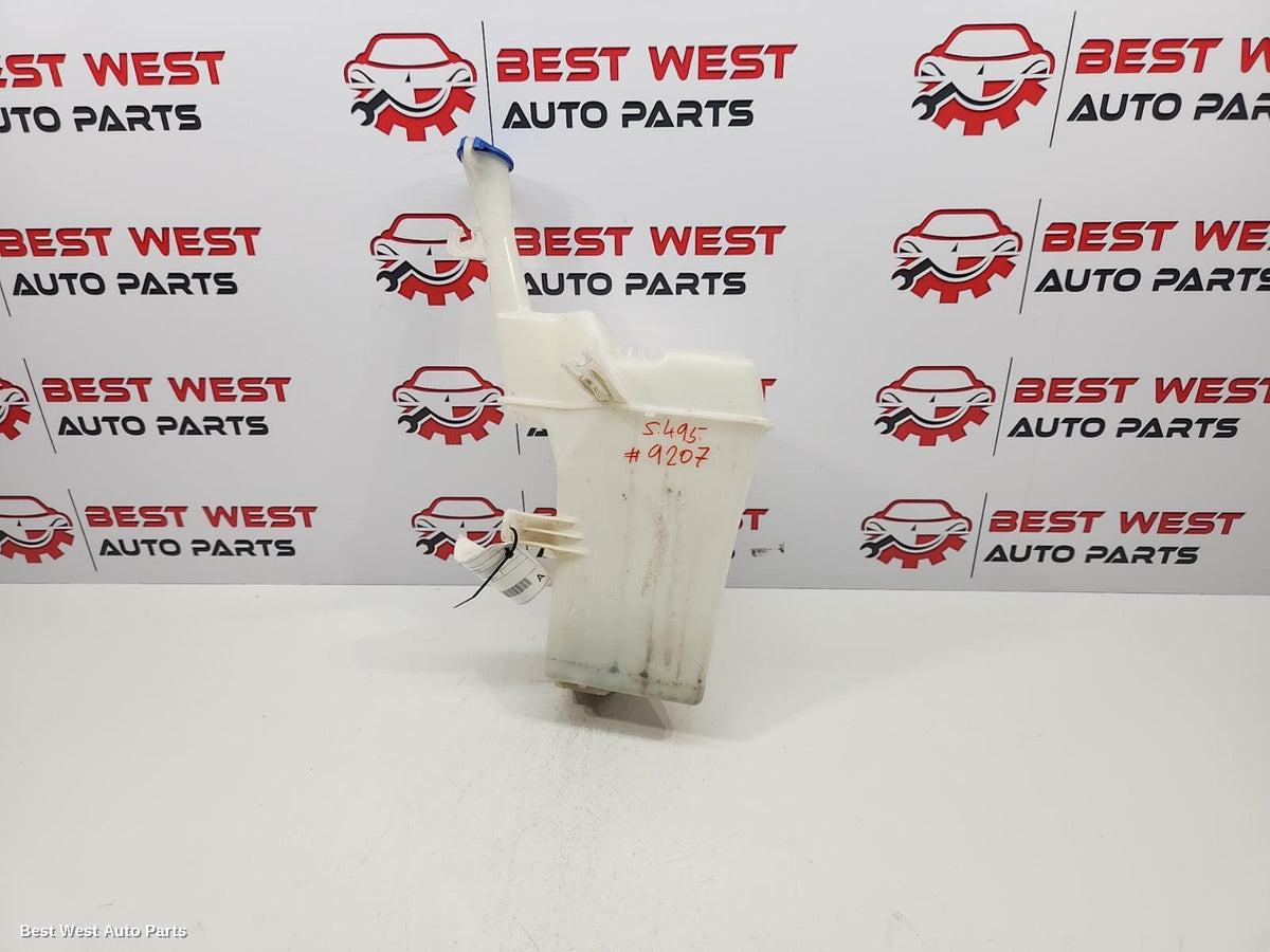 2012 KIA RIO Washer Bottle