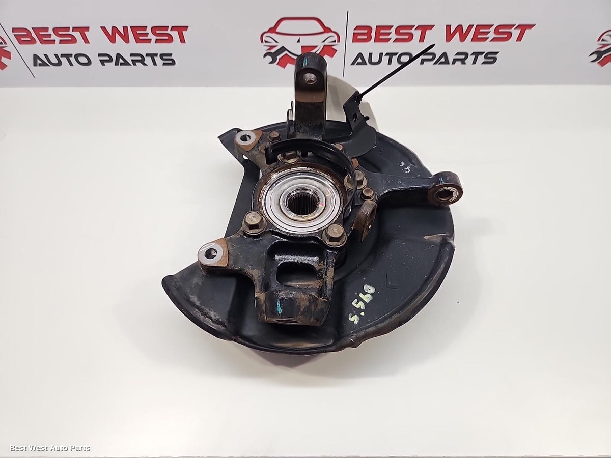 2019 MITSUBISHI PAJERO Left Front Hub Assembly