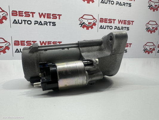 2024 TOYOTA HILUX Starter