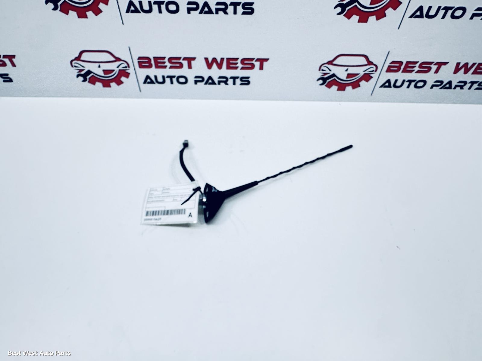 2024 NISSAN NAVARA Antenna
